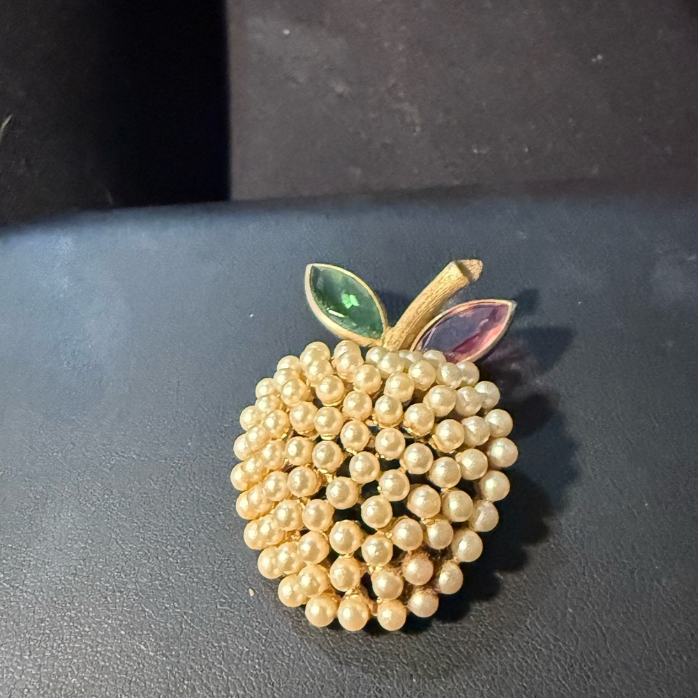 Whimsical Gold and Green Apple Brooch with Vintage Charm